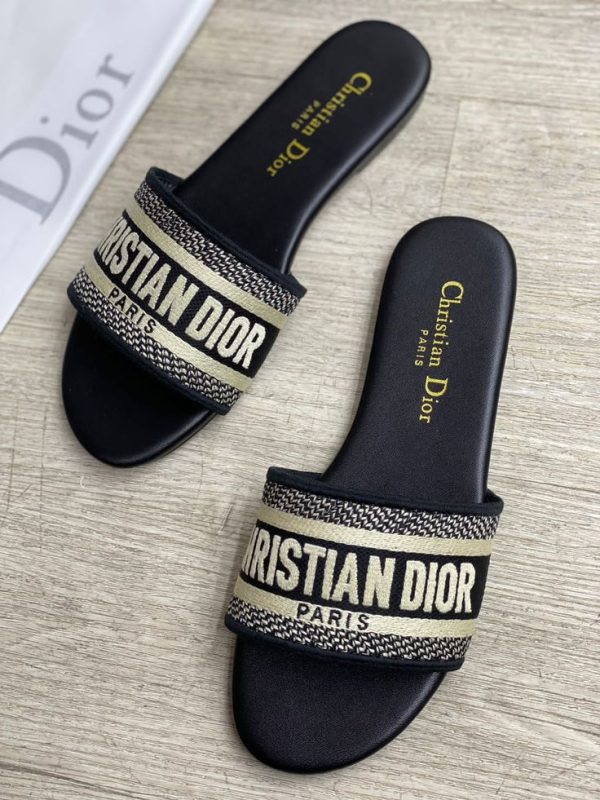 Dior Sleeper